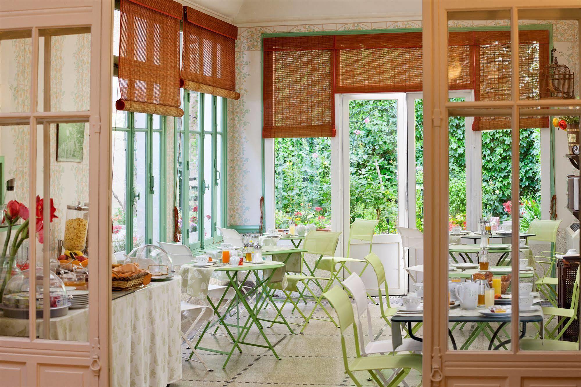 Hotel Arverna Vichy - Clt'Hotel Kültér fotó